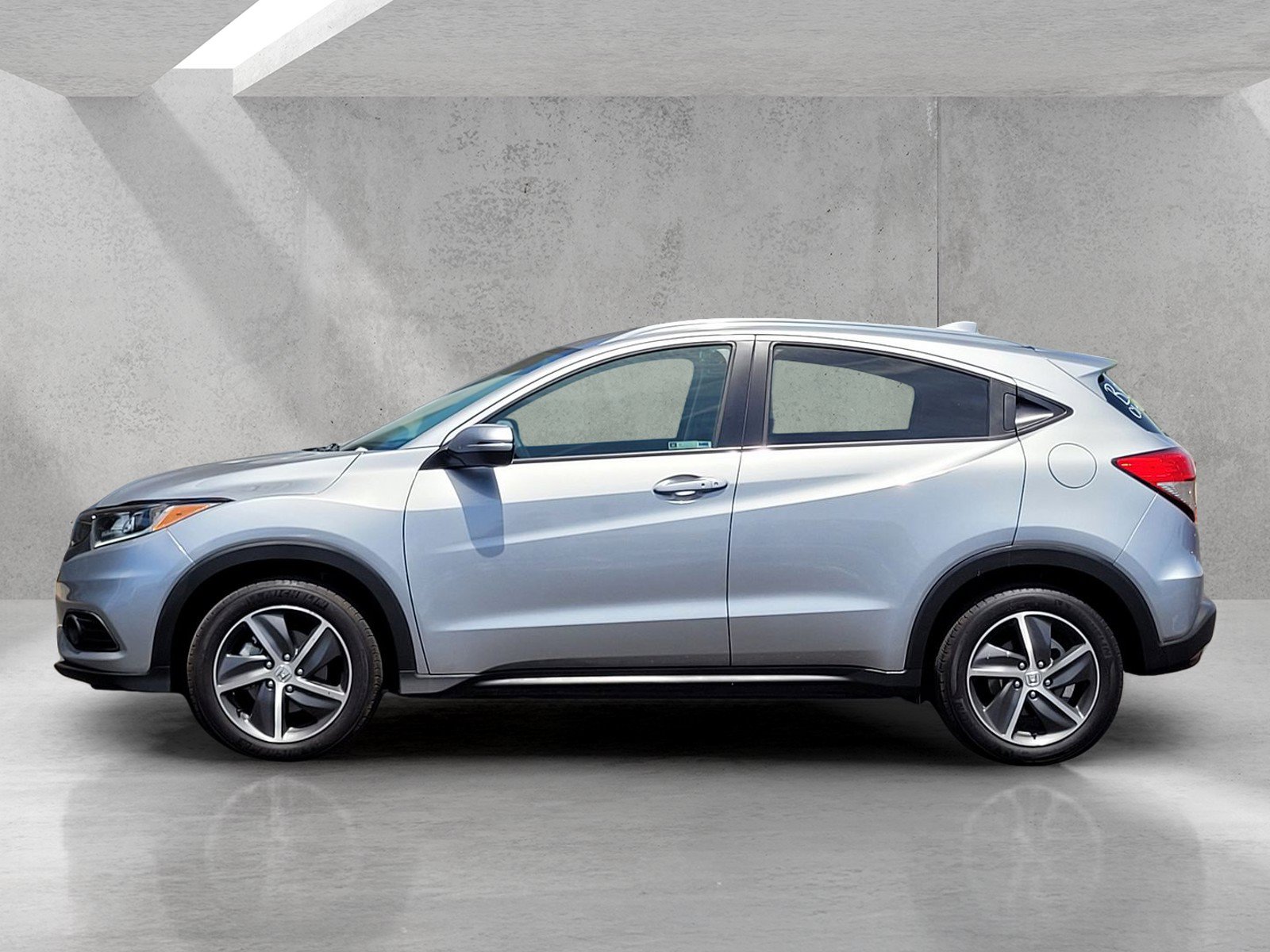 Used 2021 Honda HR-V EX image 7