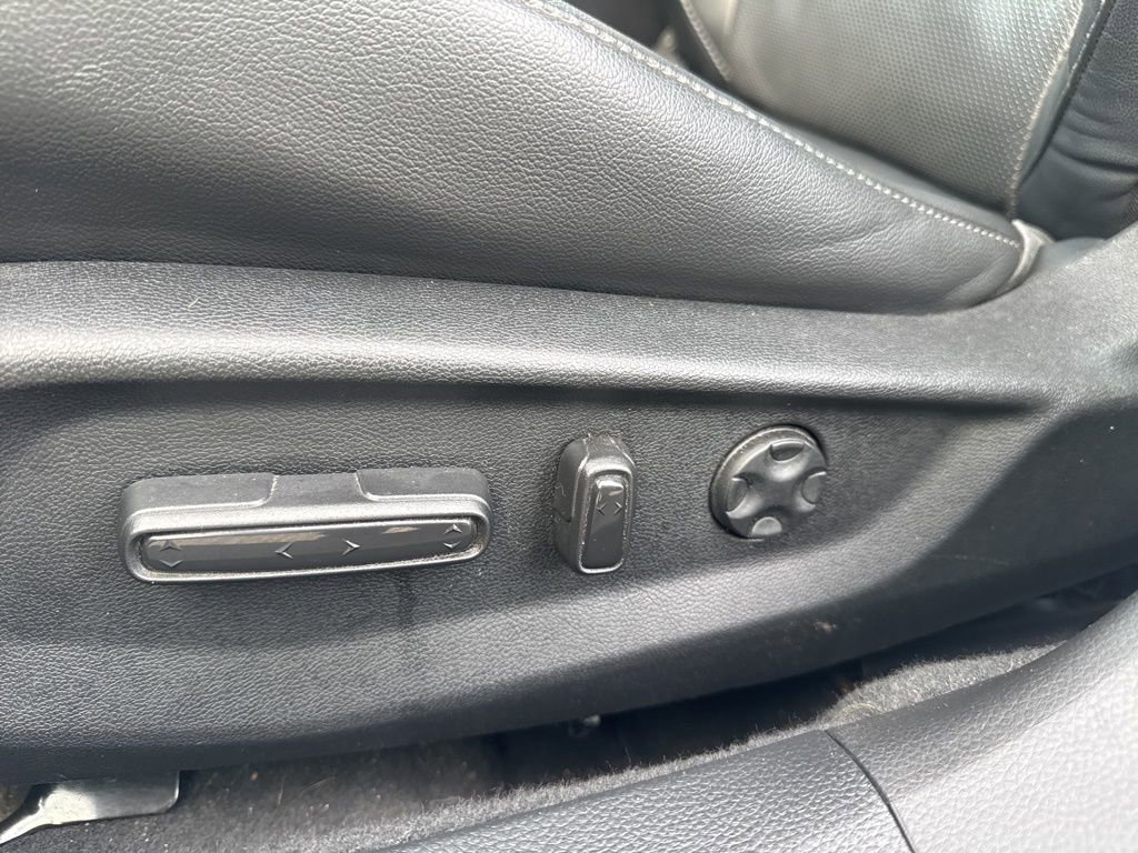 Used 2021 Honda Accord Touring image 15