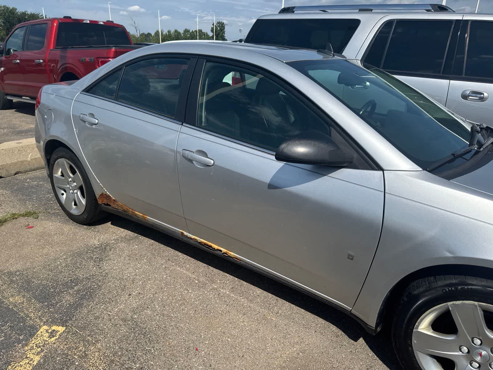 Used 2009 Pontiac G6 Sedan w/ Sun And Sound Package FWD image 23