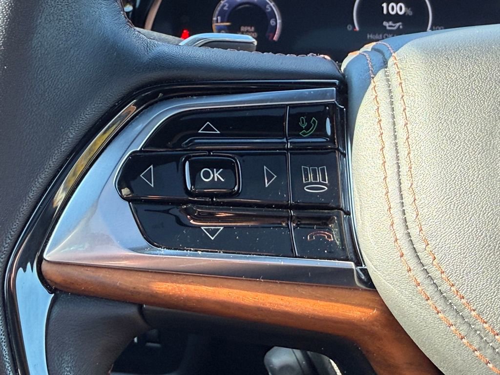 Used 2023 Jeep Grand Cherokee Summit image 16