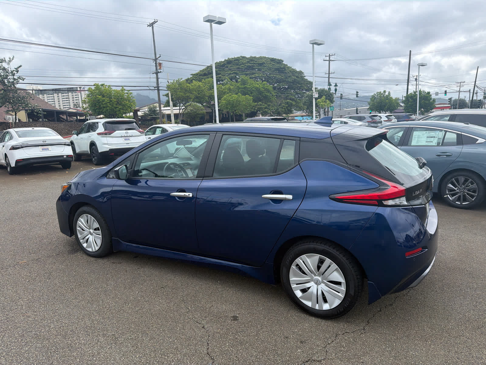 Used 2023 Nissan Leaf S FWD image 7