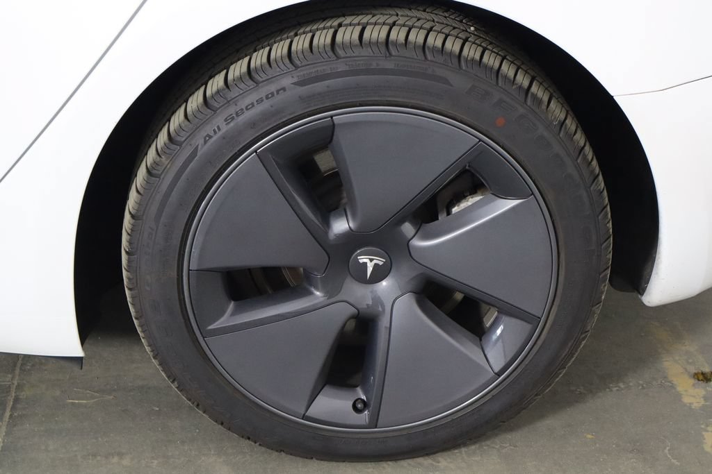 Used 2023 Tesla Model 3 Standard Range RWD image 28