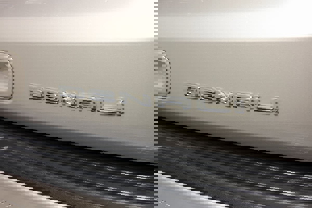 Used 2021 GMC Yukon Denali w/ Denali Ultimate Package image 18