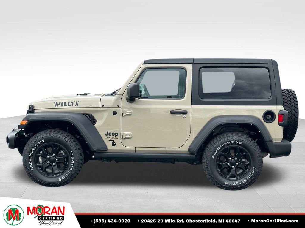 Used 2022 Jeep Wrangler Sport AWD/4WD image 2