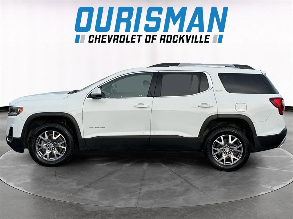 Used 2022 GMC Acadia SLT w/ LPO, Floor Liner Package image 3