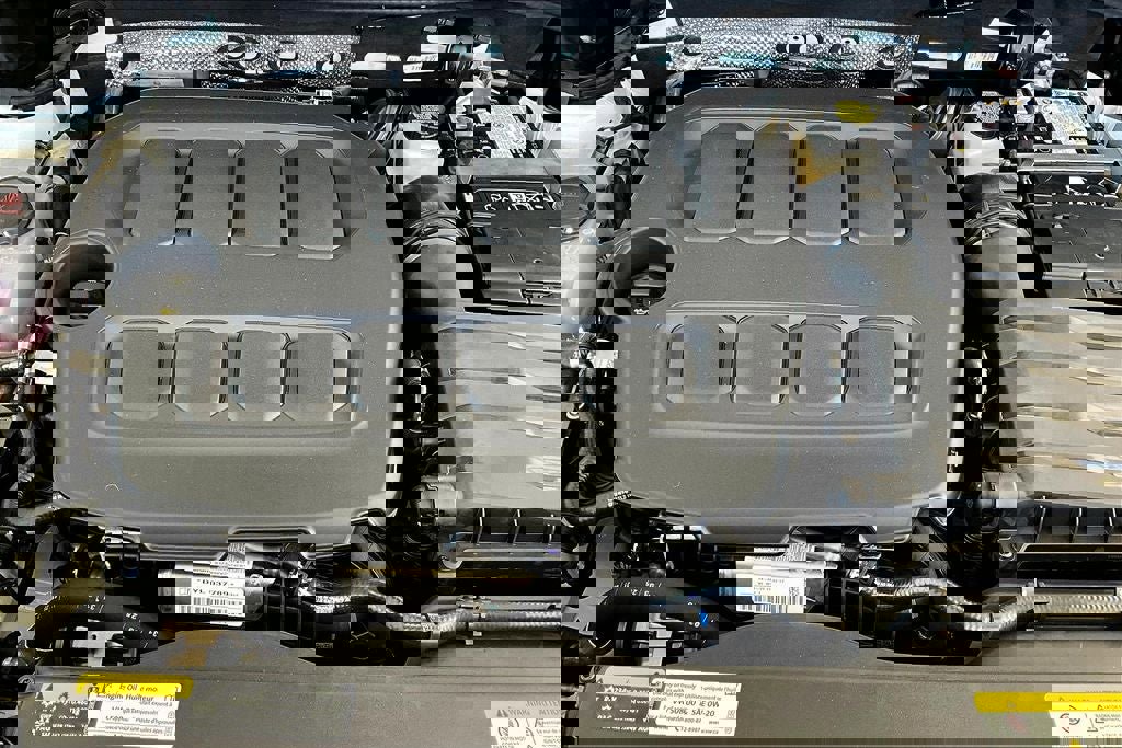 New 2025 Volkswagen Tiguan S image 30