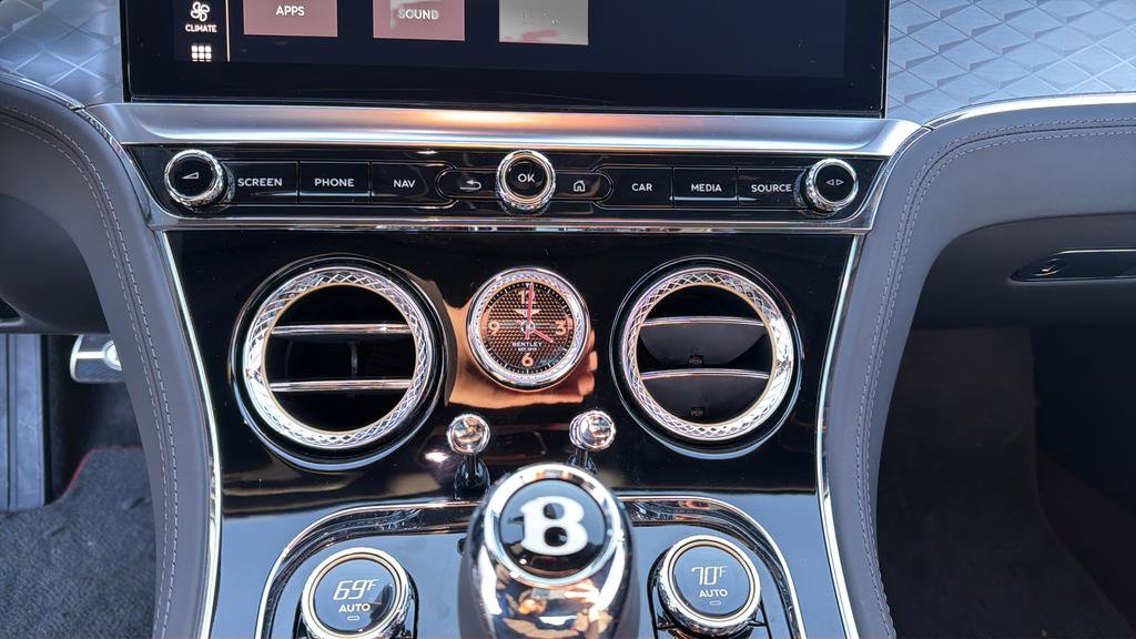 Used 2024 Bentley Continental GT Speed image 46