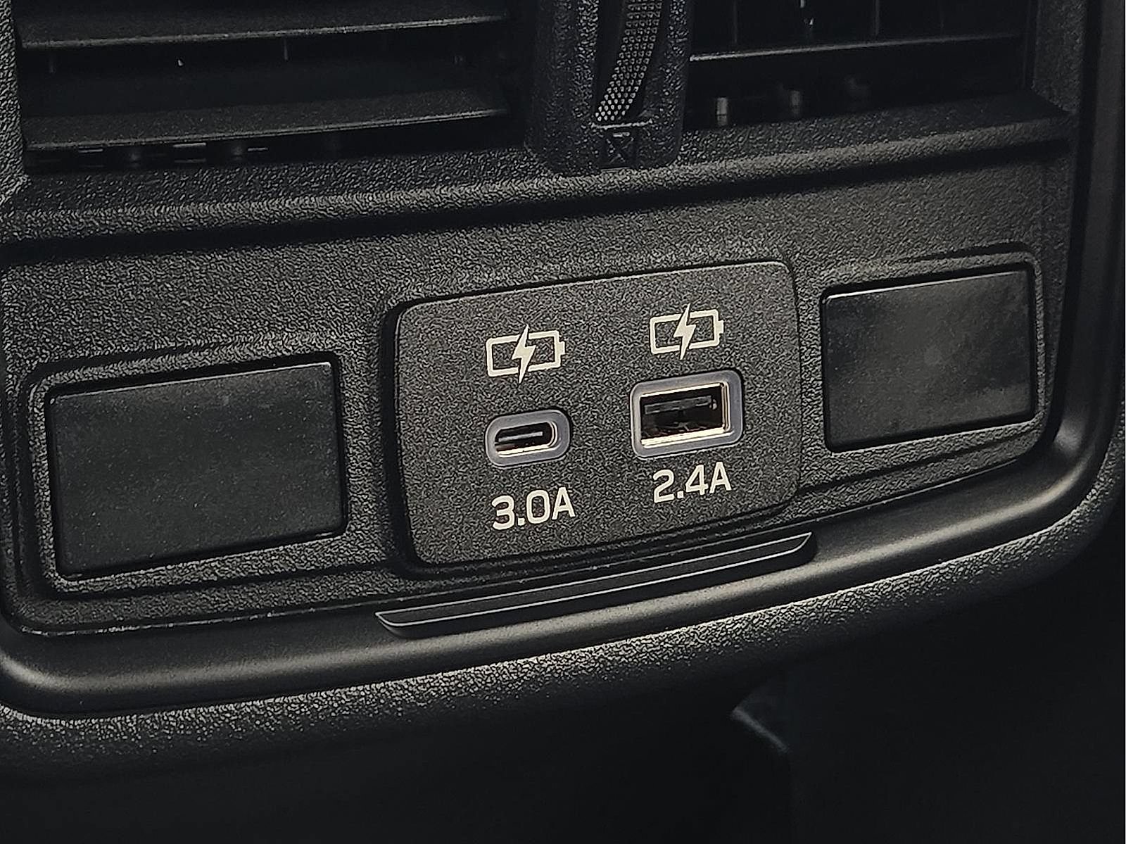 Certified 2026 Subaru Outback Premium AWD/4WD image 11