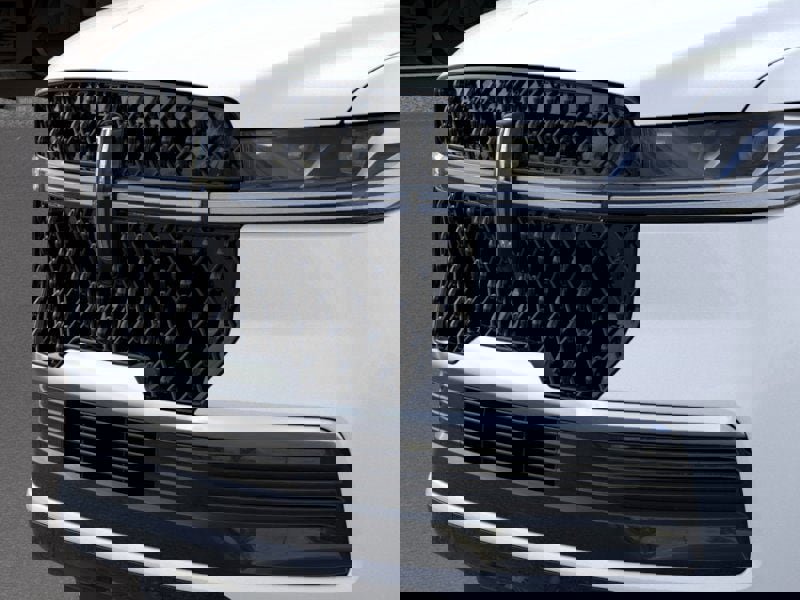 New 2025 Lincoln Navigator L Reserve w/ Jet Appearance Package image 17