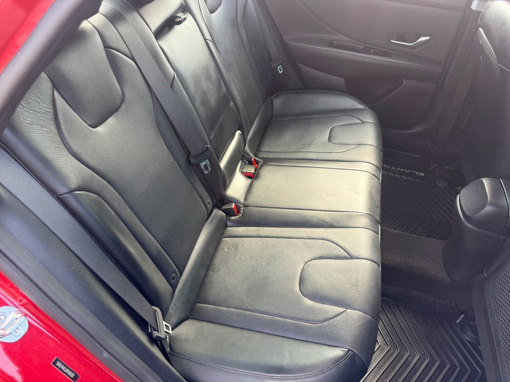 Used 2023 Hyundai Elantra Limited FWD image 45