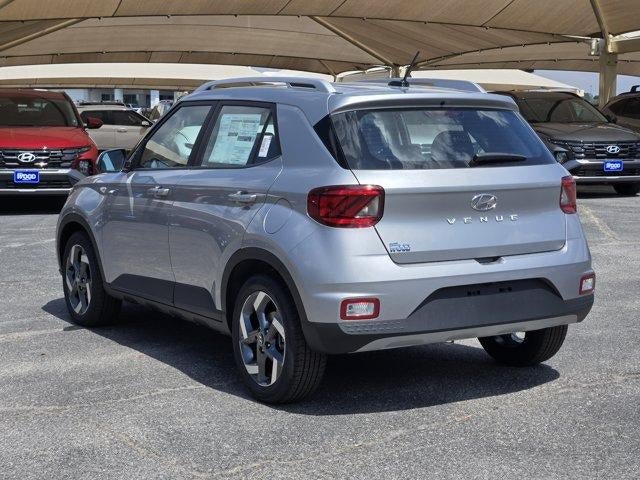 New 2026 Hyundai Venue SEL FWD image 3