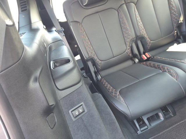 Used 2024 Jeep Grand Cherokee L Summit AWD/4WD image 47