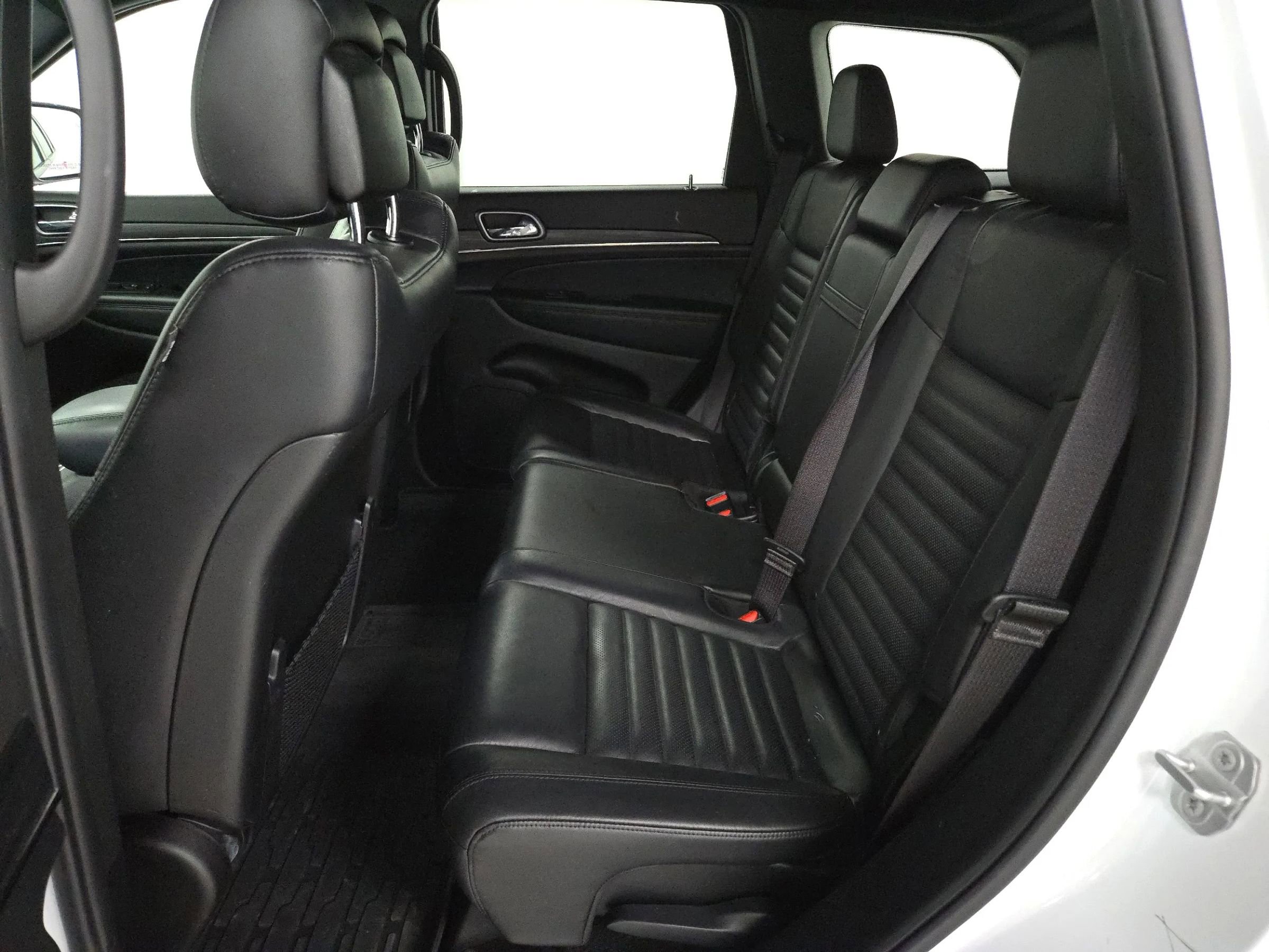 Used 2021 Jeep Grand Cherokee Limited X image 29