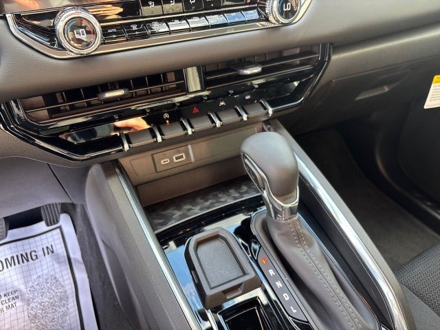 New 2026 GMC Canyon Elevation w/ Convenience Package RWD image 22