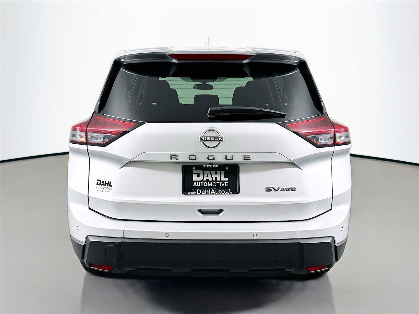 Used 2024 Nissan Rogue SV image 6