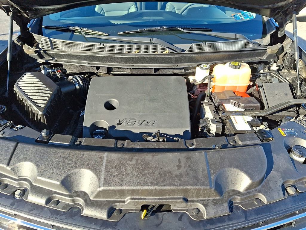 Used 2018 Chevrolet Traverse Premier image 33