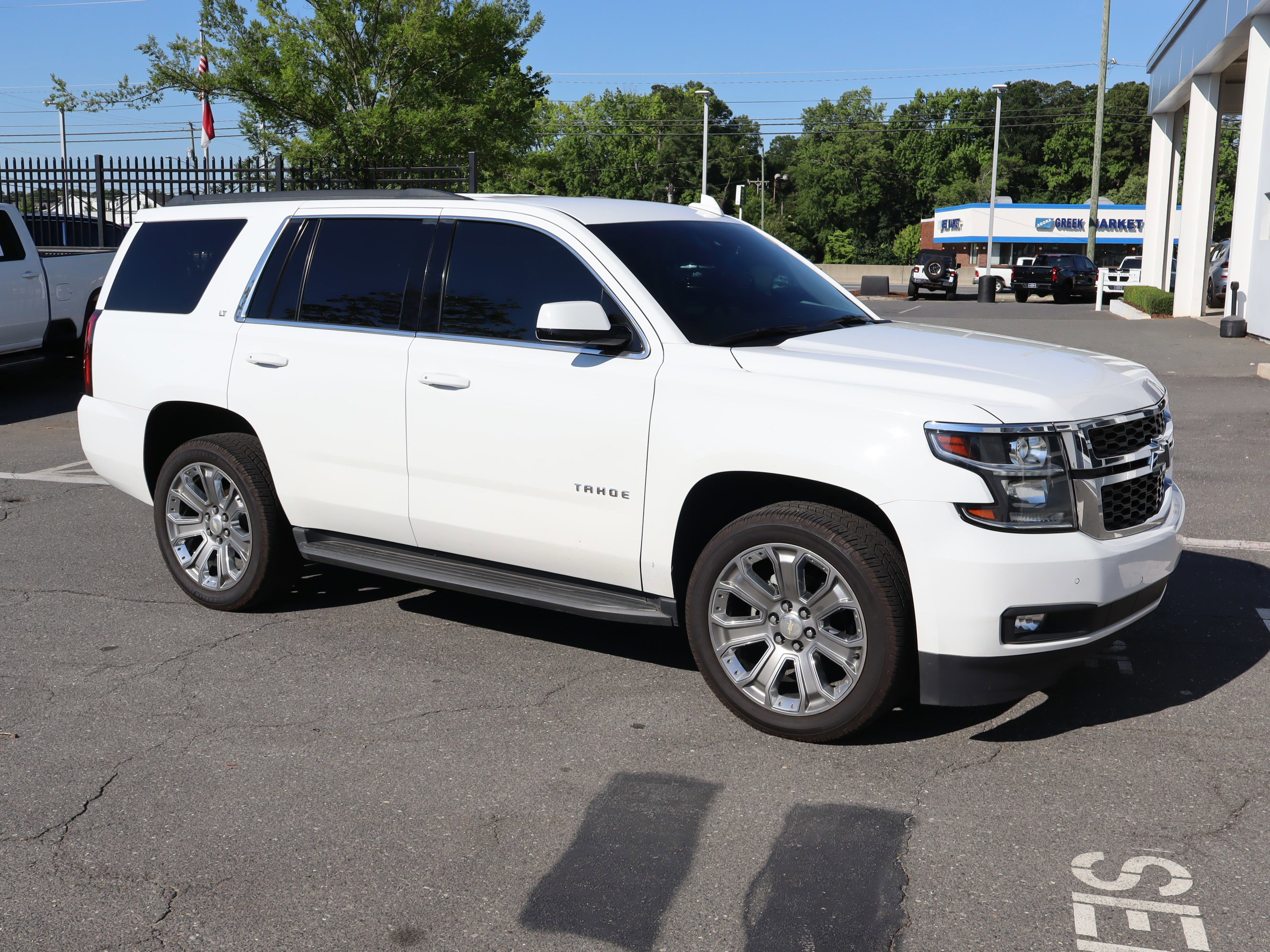 Used 2017 Chevrolet Tahoe LT w/ Luxury Package RWD video 2