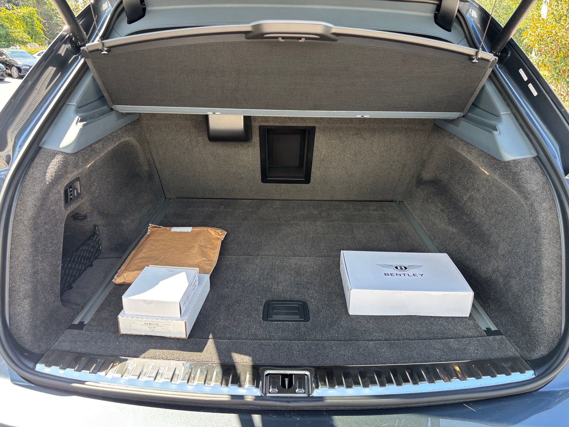 New 2025 Bentley Bentayga Extended Wheelbase image 22