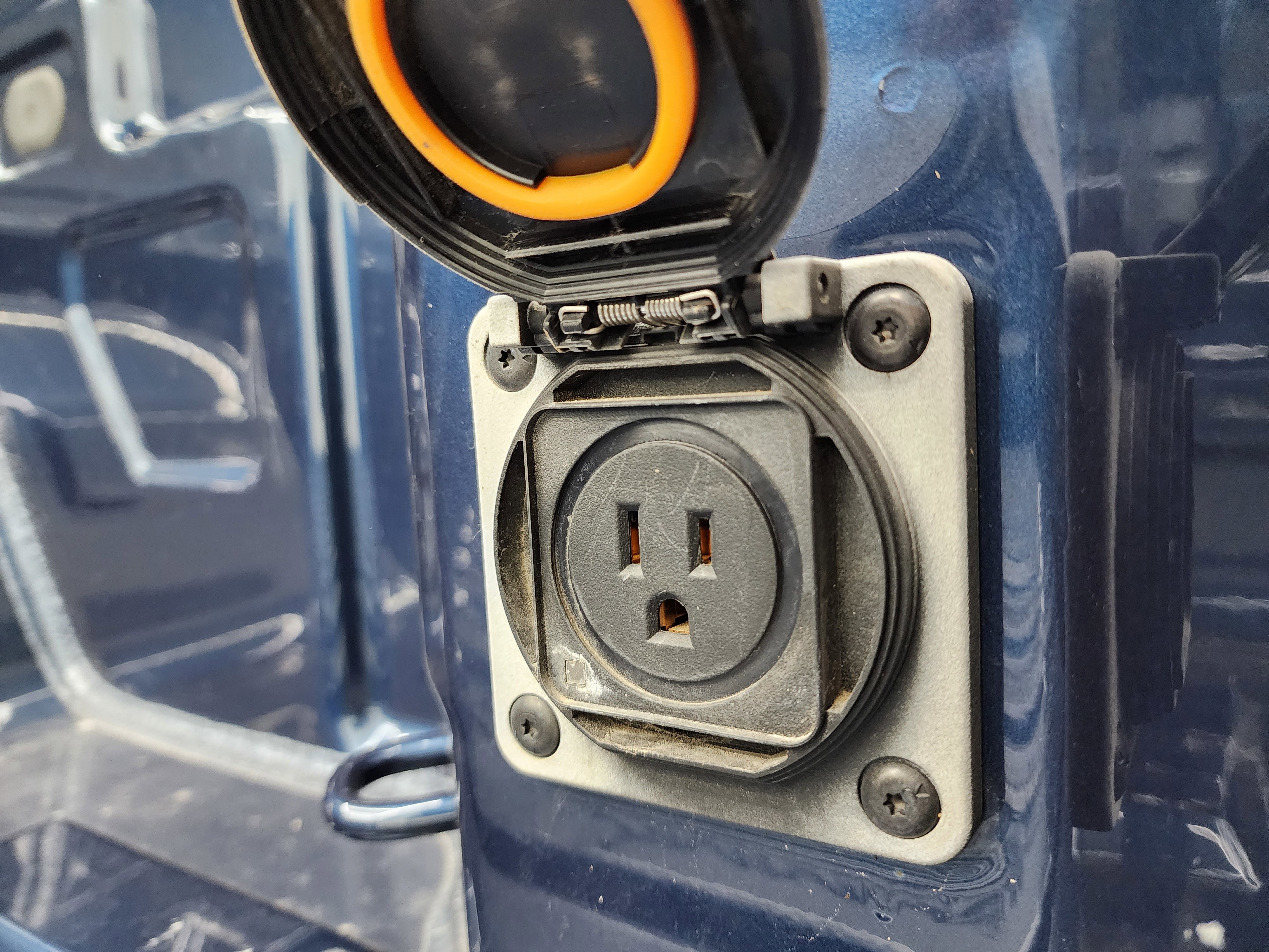 Used 2022 Chevrolet Silverado 1500 RST image 32