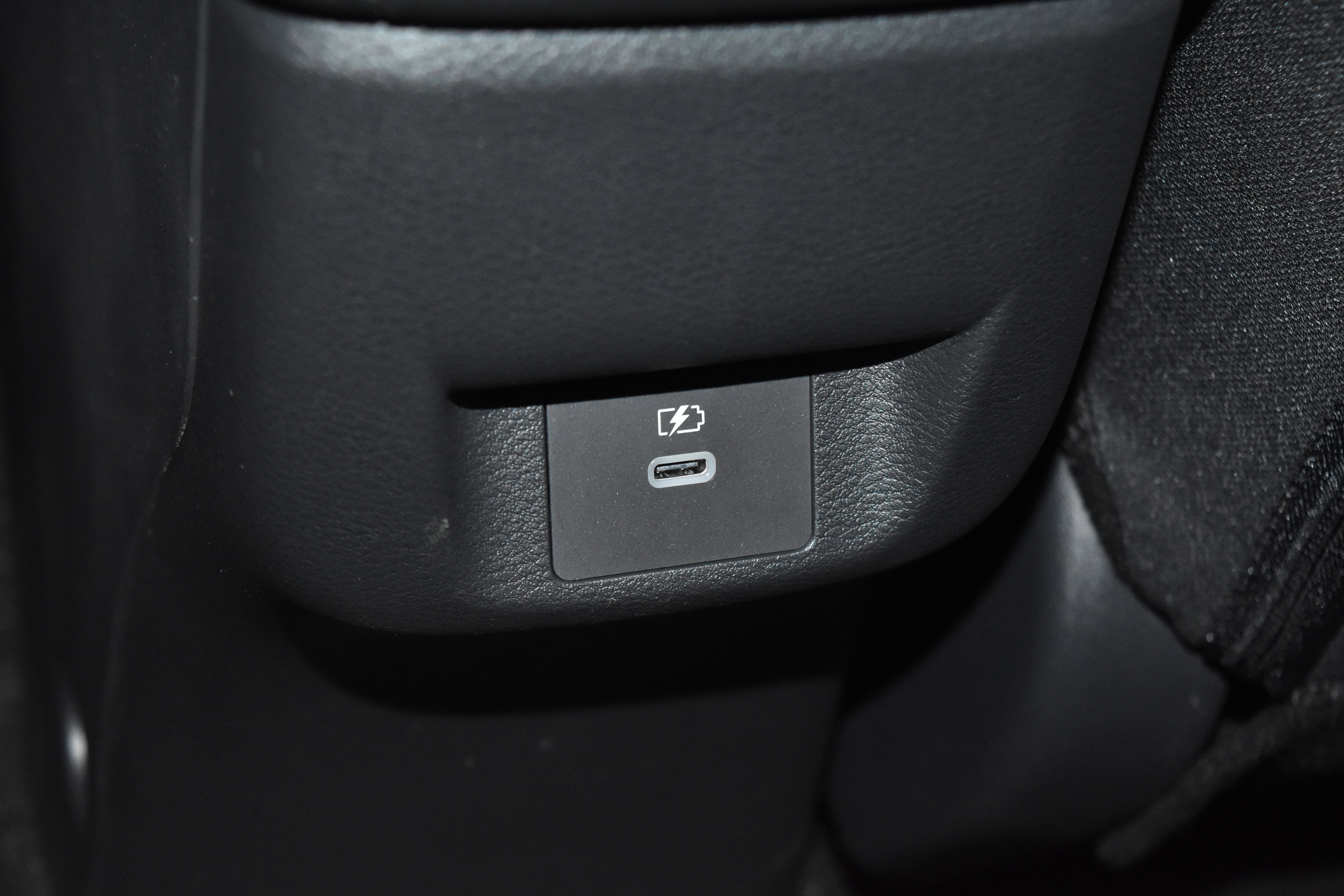 New 2025 Nissan Versa SV w/ Trunk Package image 17