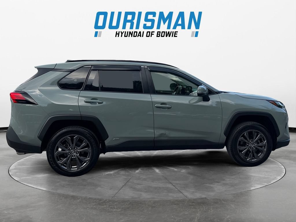 Used 2023 Toyota RAV4 XLE Premium AWD/4WD image 7