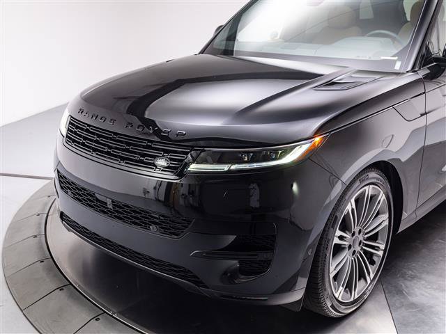 New 2027 Land Rover Range Rover Sport SE AWD/4WD image 9