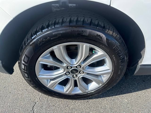 Used 2023 Ford Edge Titanium AWD/4WD image 14