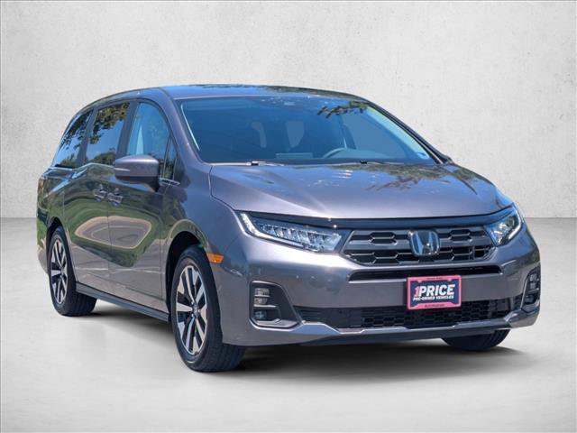 Certified 2026 Honda Odyssey EX-L image 3