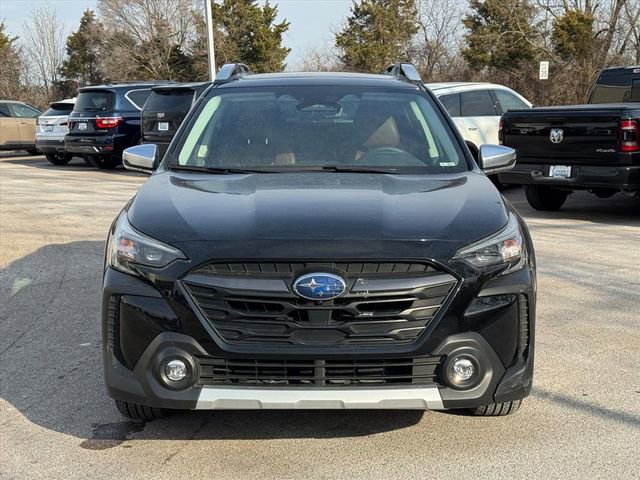 Used 2023 Subaru Outback Touring image 3