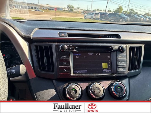Used 2017 Toyota RAV4 LE w/ All Weather Liner Package AWD/4WD image 20