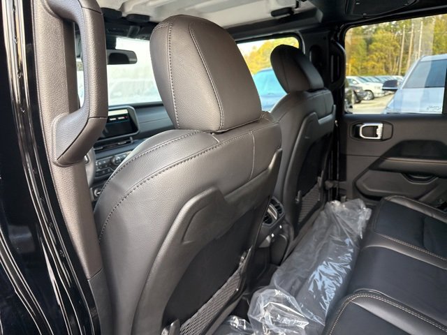 New 2025 Jeep Gladiator Sport image 26
