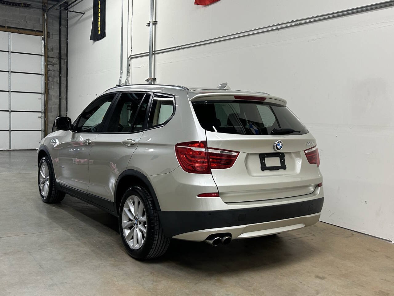 Used 2014 BMW X3 xDrive28i AWD/4WD image 3