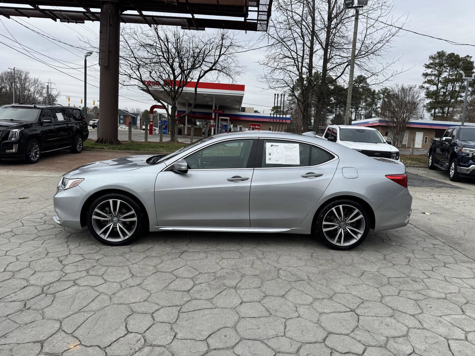 Used 2019 Acura TLX FWD w/Technology Package image 9