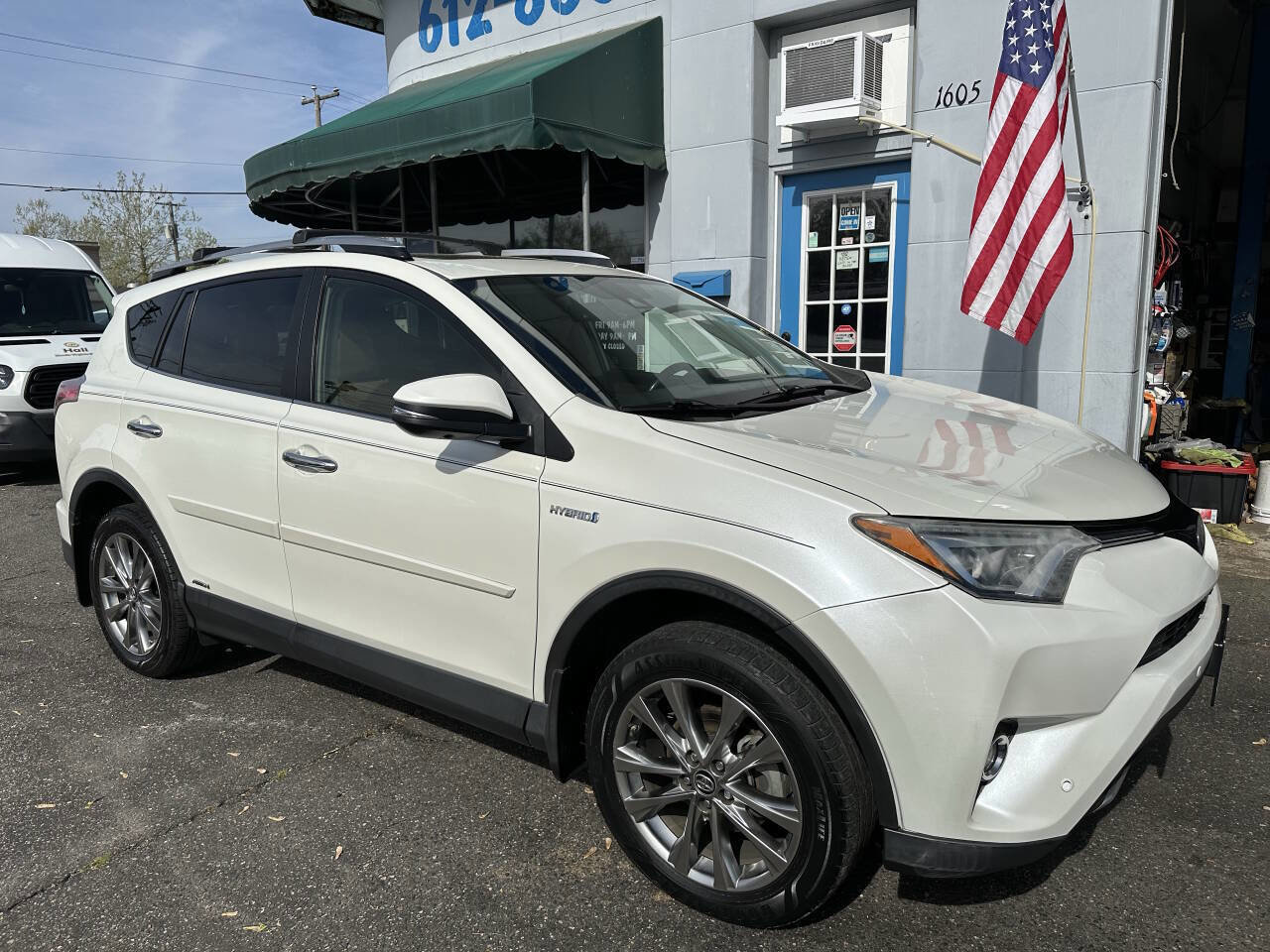 Used 2017 Toyota RAV4 Limited w/ Advanced Technology Package image 3
