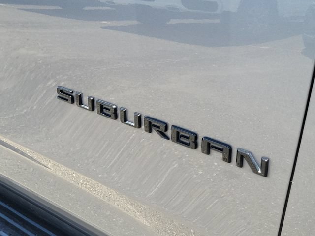 Certified 2022 Chevrolet Suburban RST w/ Luxury Package RWD image 7