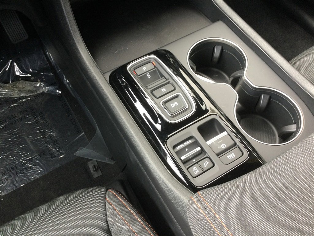 New 2025 Honda Pilot Sport image 16