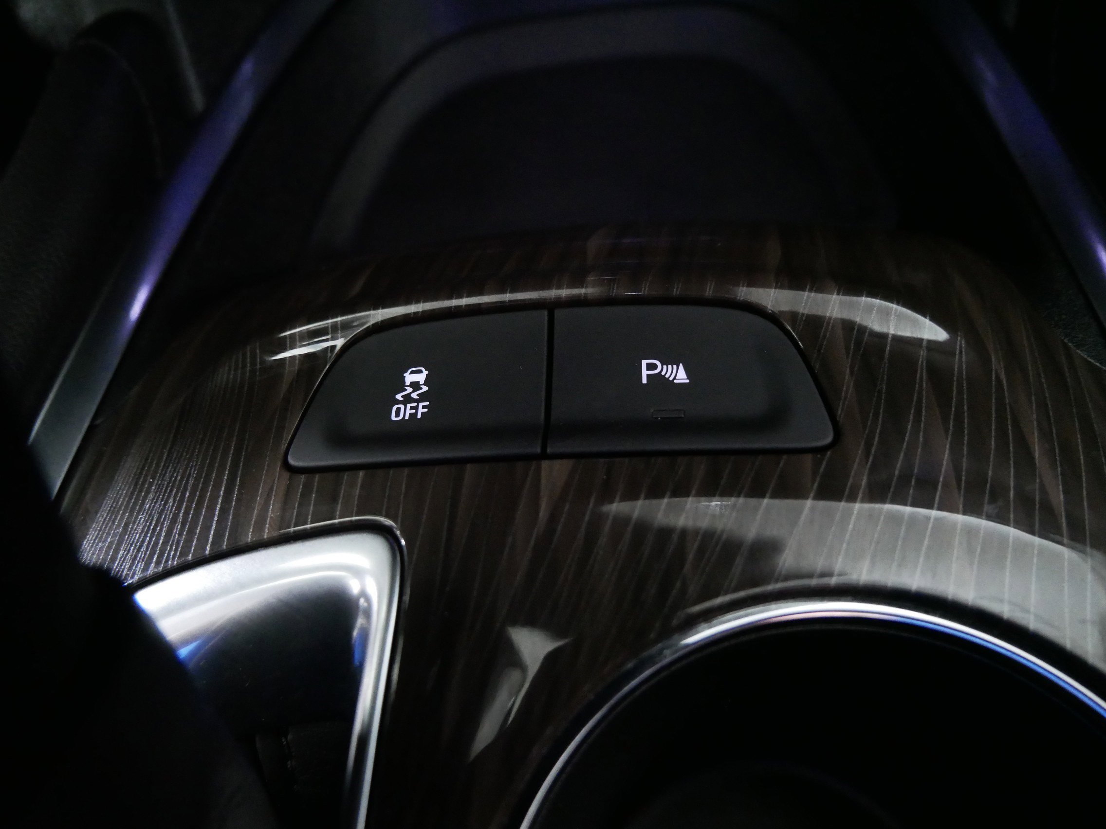 Used 2024 Chevrolet Malibu LT w/ Midnight Edition image 32