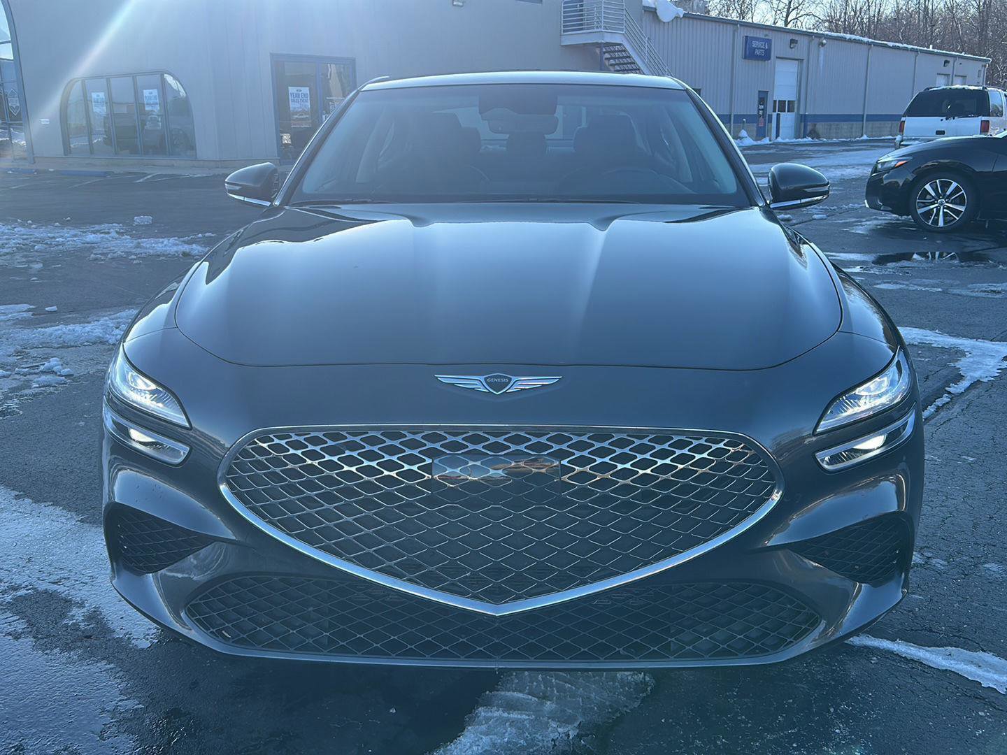 Used 2025 Genesis G70 2.5T image 2