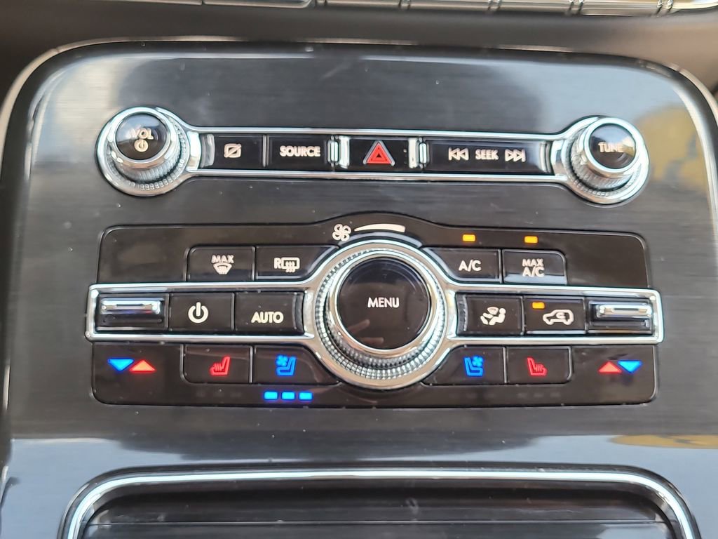 Used 2023 Lincoln Nautilus Reserve image 26