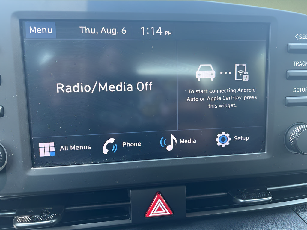 New 2026 Hyundai Elantra Sport FWD image 17