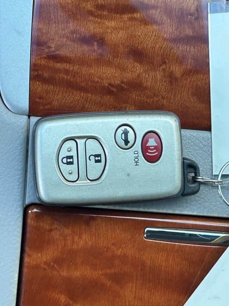 Used 2010 Toyota Camry Hybrid FWD image 20