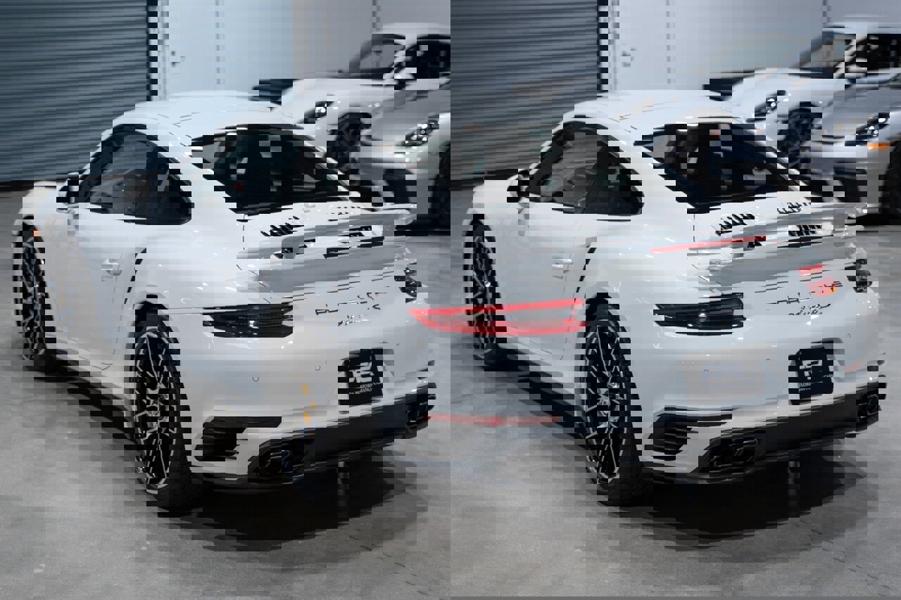 Used 2017 Porsche 911 Turbo S image 4