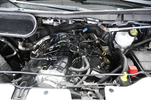 Used 2023 Ford Transit 350 XLT image 33