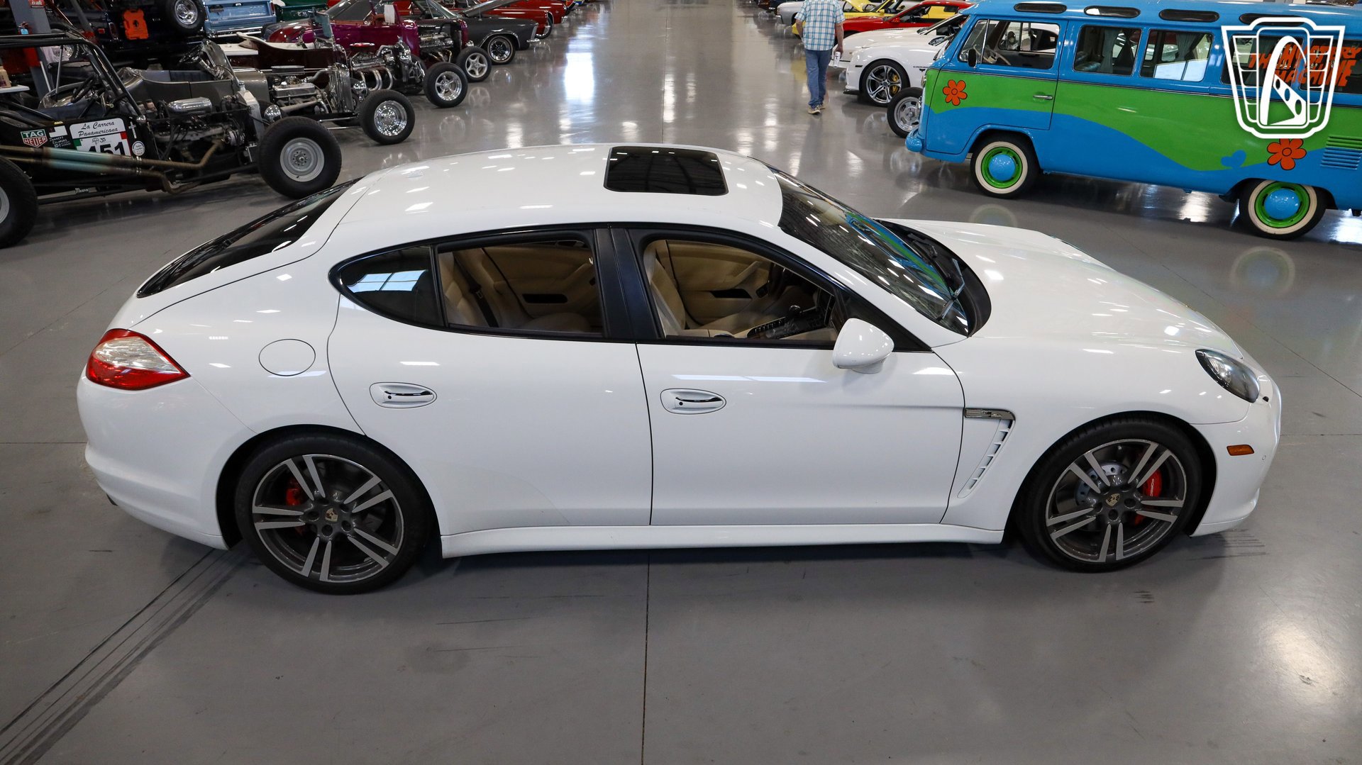 Used 2013 Porsche Panamera AWD/4WD image 27