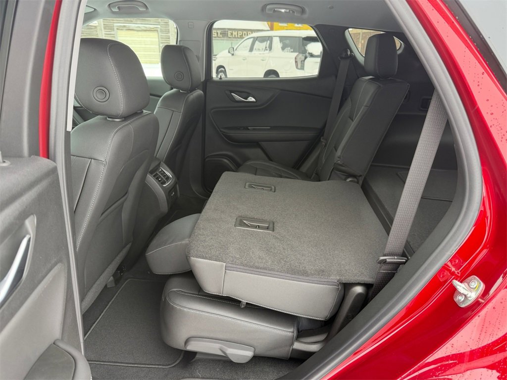 New 2026 Chevrolet Blazer LT image 29