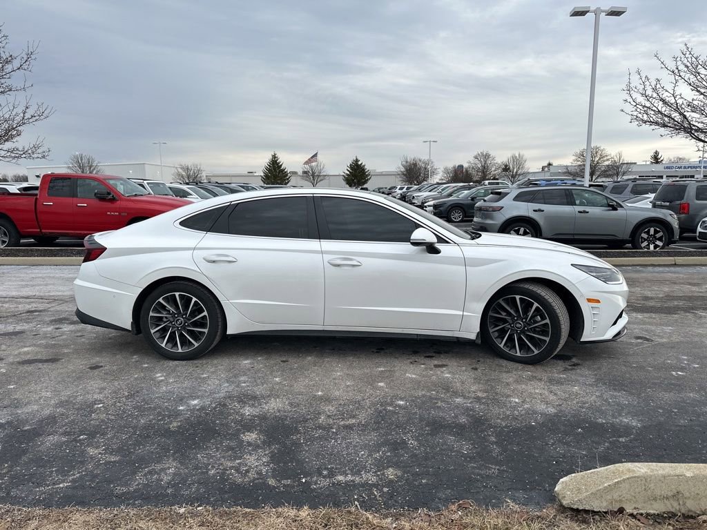 Used 2022 Hyundai Sonata Limited image 11