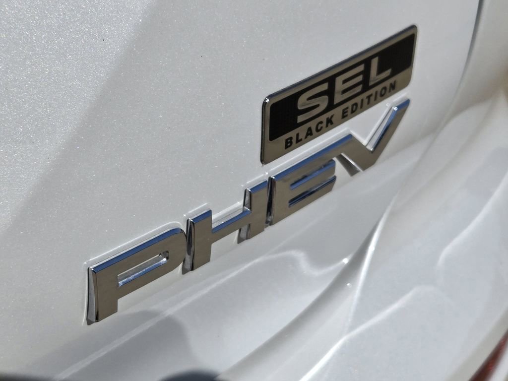 New 2025 Mitsubishi Outlander SEL Black Edition image 8