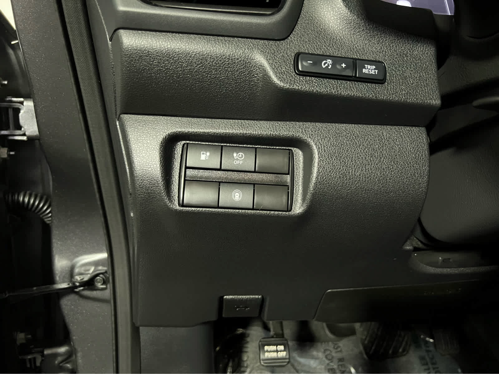 Certified 2023 Nissan Leaf S FWD image 19