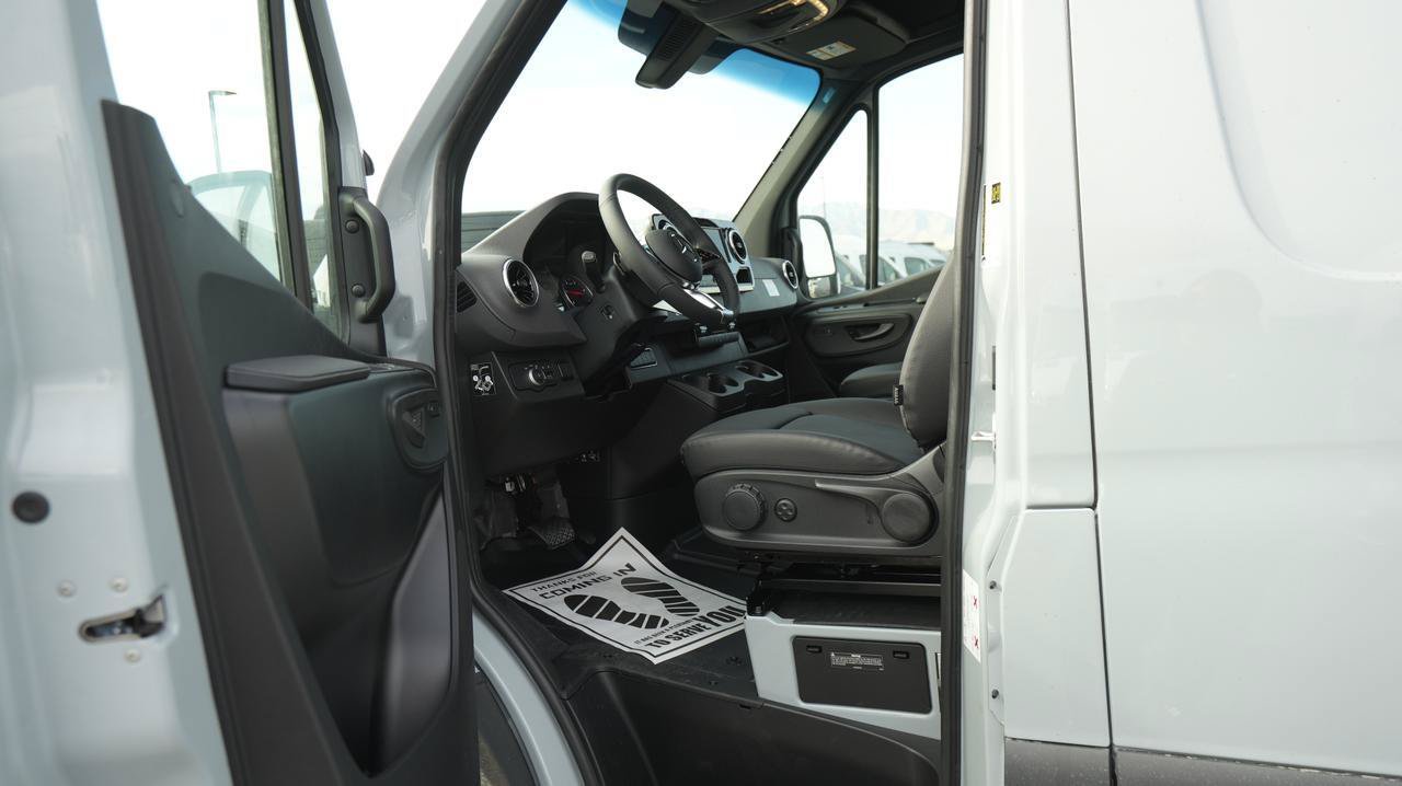 New 2026 Mercedes-Benz Sprinter 2500 image 11