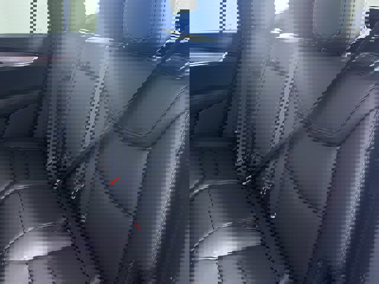 New 2025 Cadillac XT6 Luxury w/ LPO, Red Accent Package image 28